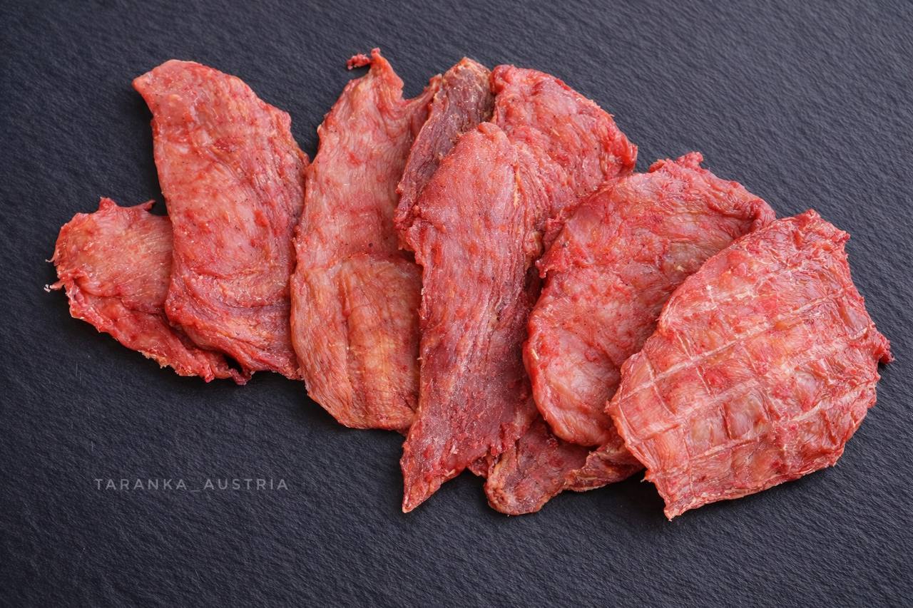 Chicken jerky with horseradish jelly
