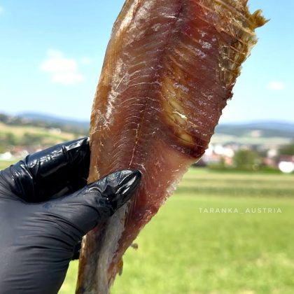 Синец вяленый икряной (в чешуе)